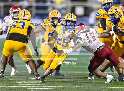 Thumbnail 3 in Raines vs. Northwestern (FHSAA 3A Final) photogallery.