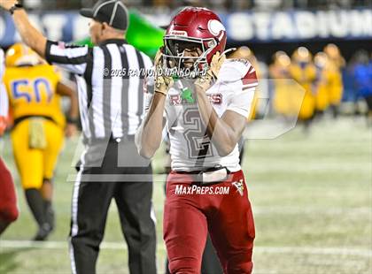 Thumbnail 2 in Raines vs. Northwestern (FHSAA 3A Final) photogallery.