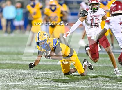 Thumbnail 3 in Raines vs. Northwestern (FHSAA 3A Final) photogallery.