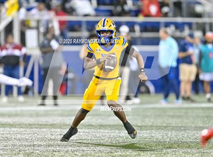 Thumbnail 1 in Raines vs. Northwestern (FHSAA 3A Final) photogallery.