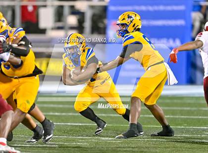 Thumbnail 3 in Raines vs. Northwestern (FHSAA 3A Final) photogallery.