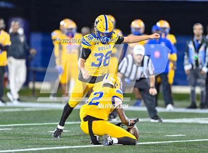 Thumbnail 1 in Raines vs. Northwestern (FHSAA 3A Final) photogallery.