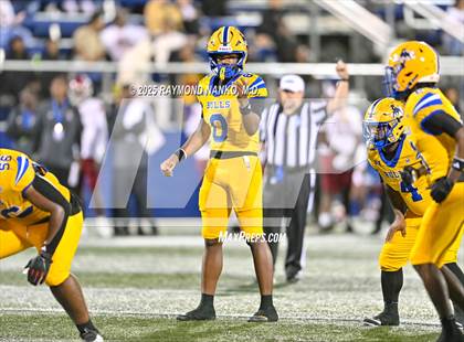 Thumbnail 1 in Raines vs. Northwestern (FHSAA 3A Final) photogallery.