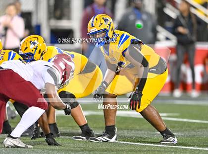 Thumbnail 2 in Raines vs. Northwestern (FHSAA 3A Final) photogallery.