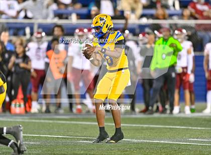 Thumbnail 1 in Raines vs. Northwestern (FHSAA 3A Final) photogallery.