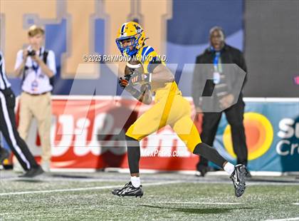 Thumbnail 1 in Raines vs. Northwestern (FHSAA 3A Final) photogallery.
