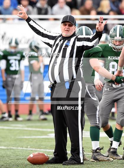Thumbnail 1 in Westlake vs. Pleasantville (Section 1 Class B Final) photogallery.