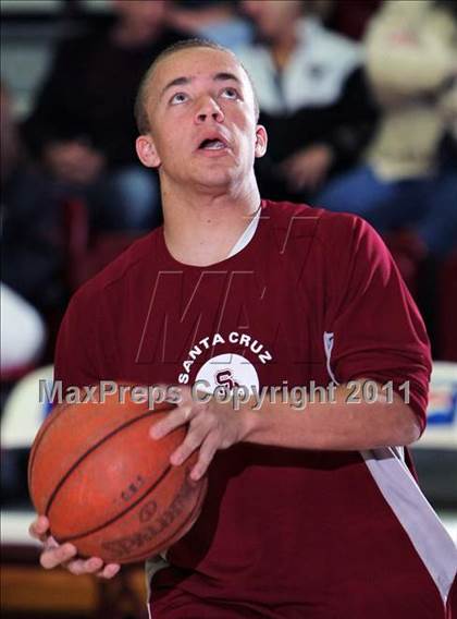 Thumbnail 2 in Santa Cruz vs. Sacred Heart Prep (CIF CCS D4 Final) photogallery.