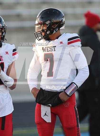 Thumbnail 3 in West Jordan vs. West (UHSAA 6A Second Round) photogallery.