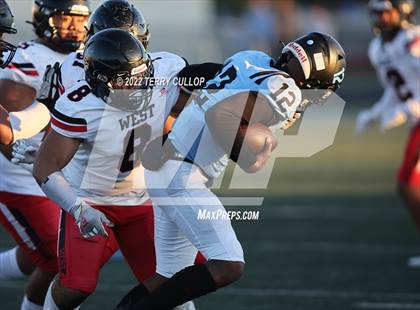 Thumbnail 3 in West Jordan vs. West (UHSAA 6A Second Round) photogallery.