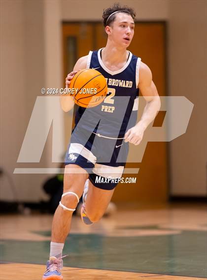 Thumbnail 1 in North Broward Prep vs Grayson (Grayson New Year's Classic) photogallery.