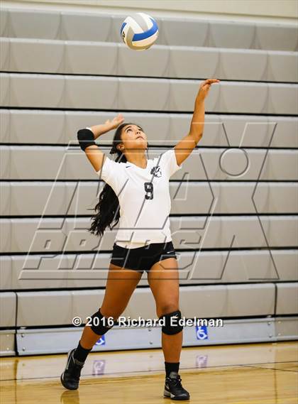 Thumbnail 1 in Lynnwood vs. Issaquah photogallery.