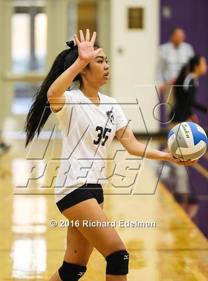 Thumbnail 1 in Lynnwood vs. Issaquah photogallery.
