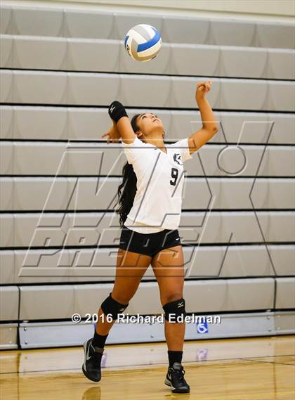 Thumbnail 3 in Lynnwood vs. Issaquah photogallery.