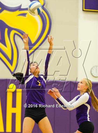 Thumbnail 1 in Lynnwood vs. Issaquah photogallery.