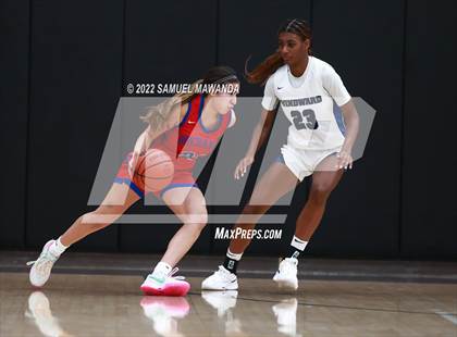 Thumbnail 2 in Buchanan vs Windward (Harvard-Westlake Invitational Classic) photogallery.