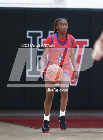 Thumbnail 1 in Buchanan vs Windward (Harvard-Westlake Invitational Classic) photogallery.