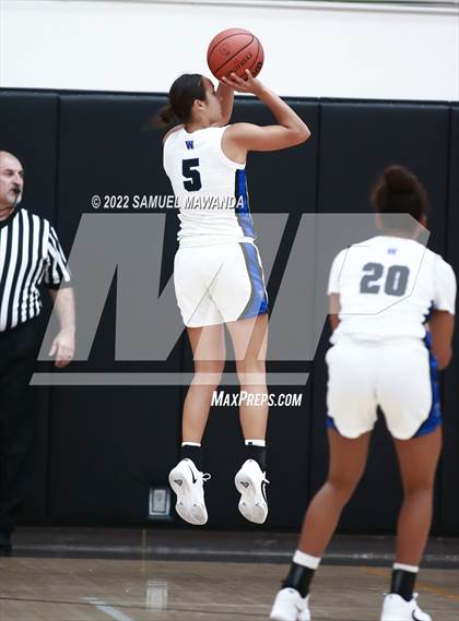 Thumbnail 2 in Buchanan vs Windward (Harvard-Westlake Invitational Classic) photogallery.