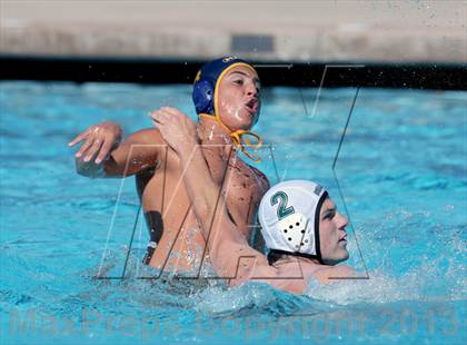 Thumbnail 2 in De La Salle vs. Menlo (Saint Francis Invitational) photogallery.