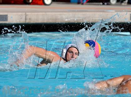 Thumbnail 1 in De La Salle vs. Menlo (Saint Francis Invitational) photogallery.