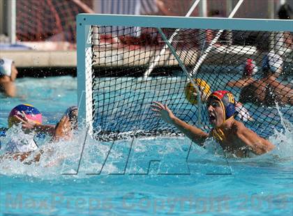 Thumbnail 1 in De La Salle vs. Menlo (Saint Francis Invitational) photogallery.