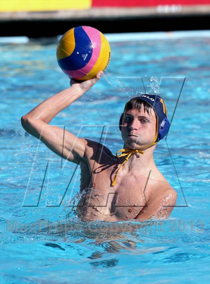Thumbnail 2 in De La Salle vs. Menlo (Saint Francis Invitational) photogallery.