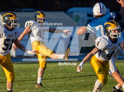 Thumbnail 2 in Bow vs. Pelham (NHIAA D2 Semifinal) photogallery.