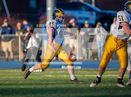Thumbnail 2 in Bow vs. Pelham (NHIAA D2 Semifinal) photogallery.