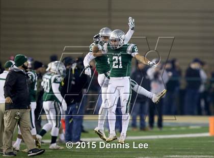 Thumbnail 3 in Centennial vs. De La Salle (CIF State Open Division Final) photogallery.