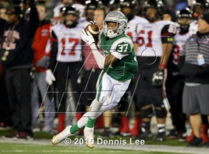 Thumbnail 3 in Centennial vs. De La Salle (CIF State Open Division Final) photogallery.
