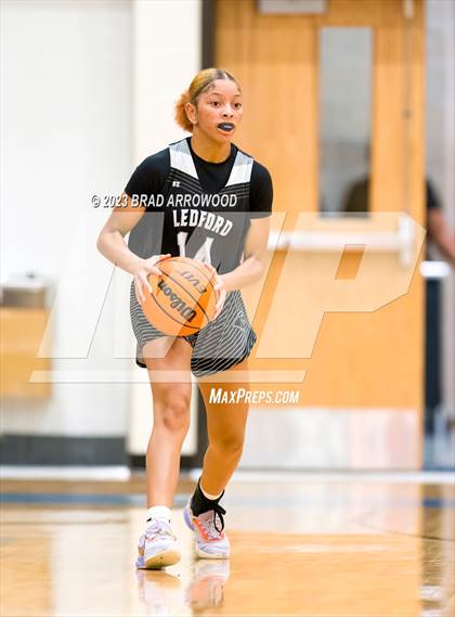 Thumbnail 1 in Ledford @ Oak Grove (NCHSAA 3A Second Round) photogallery.