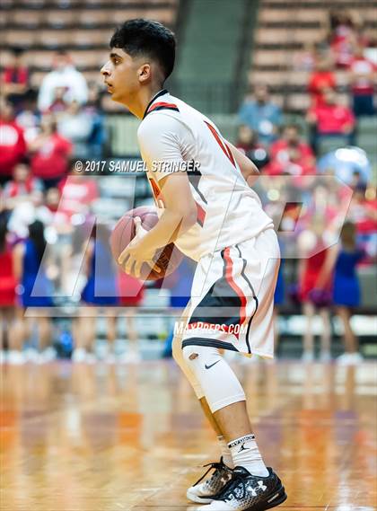 Thumbnail 2 in Selma vs. Sanger (CIF CS D3 Final) photogallery.
