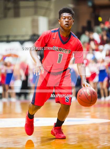 Thumbnail 3 in Selma vs. Sanger (CIF CS D3 Final) photogallery.