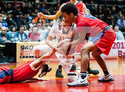 Thumbnail 2 in Selma vs. Sanger (CIF CS D3 Final) photogallery.