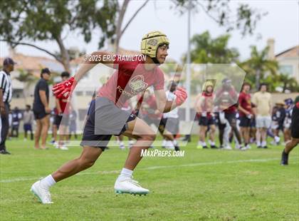 Thumbnail 3 in Inglewood vs Oaks Christian (Battle at the Beach) photogallery.