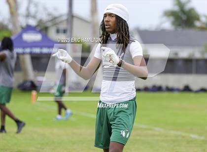 Thumbnail 3 in Inglewood vs Oaks Christian (Battle at the Beach) photogallery.