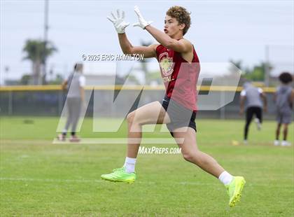 Thumbnail 1 in Inglewood vs Oaks Christian (Battle at the Beach) photogallery.