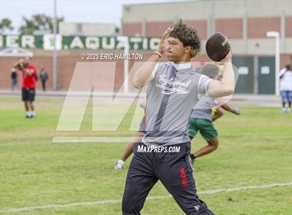 Thumbnail 3 in Inglewood vs Oaks Christian (Battle at the Beach) photogallery.