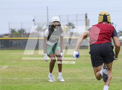 Thumbnail 3 in Inglewood vs Oaks Christian (Battle at the Beach) photogallery.