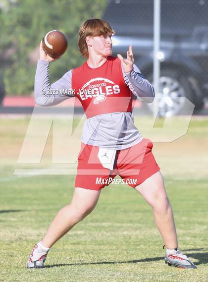Thumbnail 2 in Sierra Linda vs. Ironwood (Shadow Ridge 7v7) photogallery.