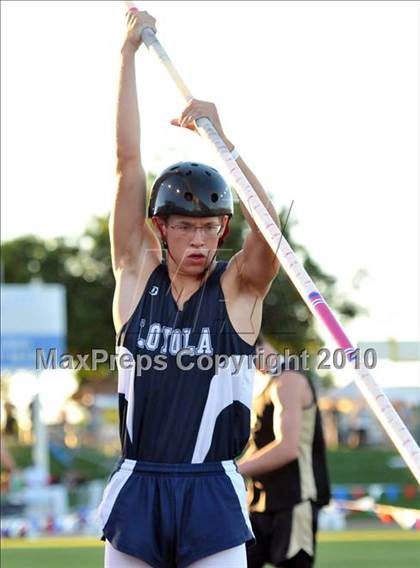 Thumbnail 3 in CIF State Championships (Boys Pole Vault) photogallery.
