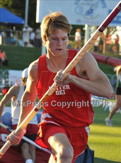 Thumbnail 3 in CIF State Championships (Boys Pole Vault) photogallery.
