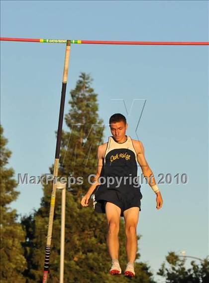 Thumbnail 2 in CIF State Championships (Boys Pole Vault) photogallery.