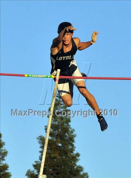 Thumbnail 1 in CIF State Championships (Boys Pole Vault) photogallery.