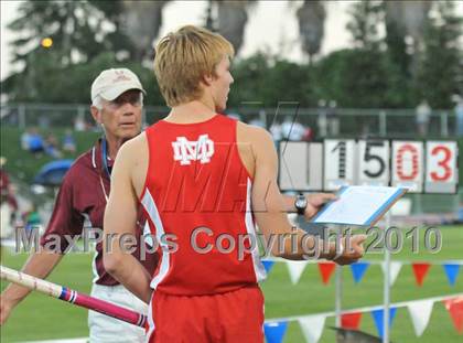 Thumbnail 3 in CIF State Championships (Boys Pole Vault) photogallery.