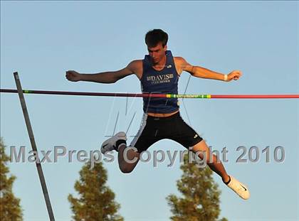 Thumbnail 1 in CIF State Championships (Boys Pole Vault) photogallery.