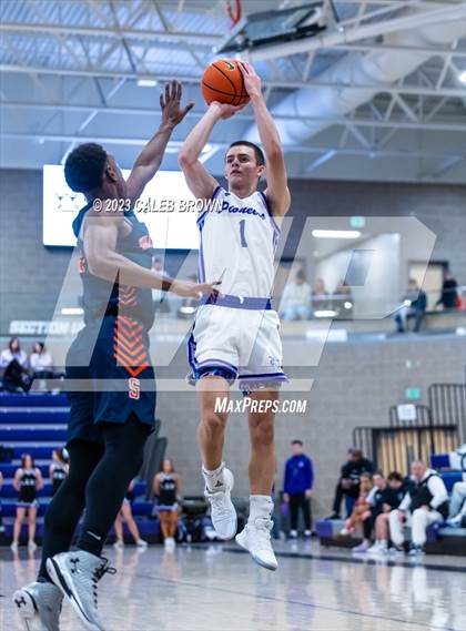 Thumbnail 1 in Stranahan vs Lehi (Holiday Hoopfest) photogallery.