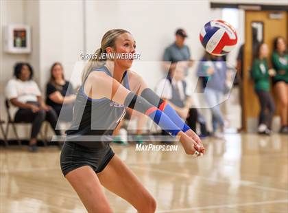 Thumbnail 2 in Mater Dei vs. Folsom (Durango Fall Classic) photogallery.