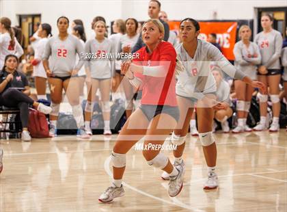 Thumbnail 2 in Mater Dei vs. Folsom (Durango Fall Classic) photogallery.