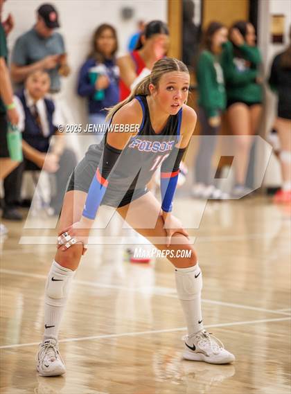 Thumbnail 3 in Mater Dei vs. Folsom (Durango Fall Classic) photogallery.